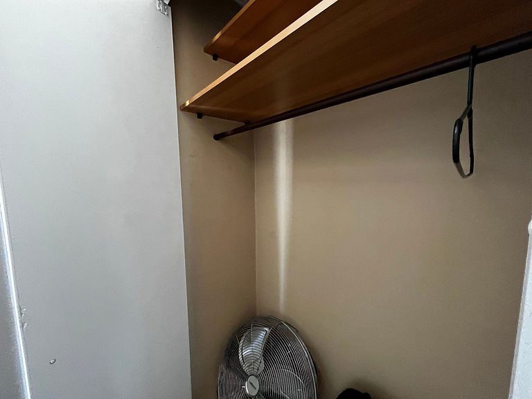 Living Montt Apartment (1507)